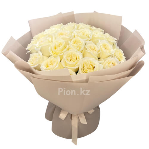 Bouquet of white roses "Candlelight" - 25 роз