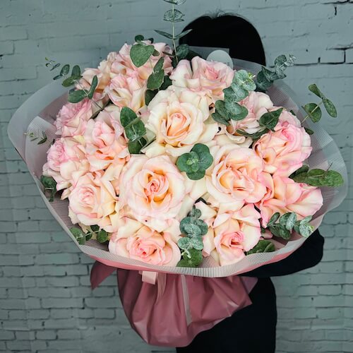 Bouquet of cream roses - Делюкс