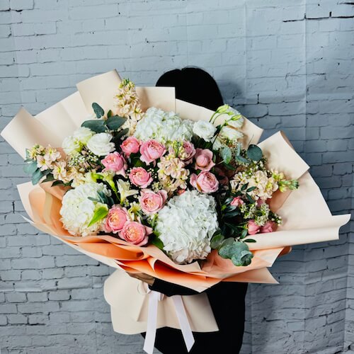 Bouquet "Charming Beauty" - Делюкс