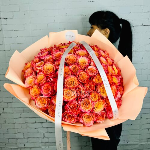 Bouquet of roses "Free Spirit" - 51 роз