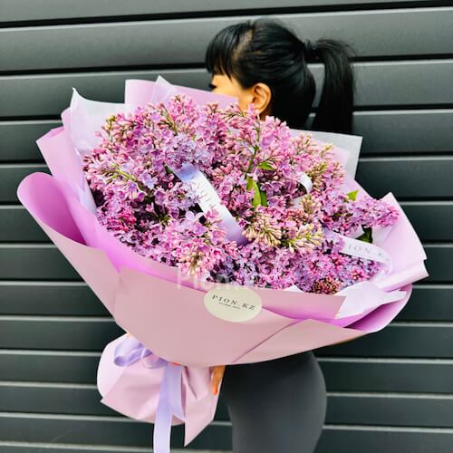 Bouquet of  lilacs
