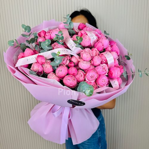Bouquet of roses spray silva pink - Делюкс